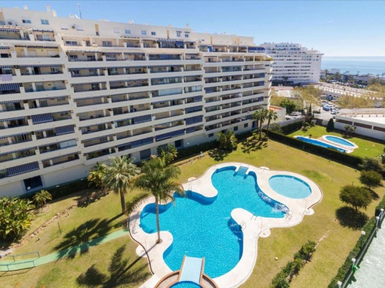 Apartamento Las Terrazas L Marbella Exterior photo